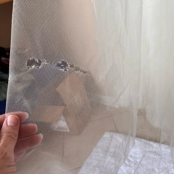 Vienna Prom Damaged Elegant Ivory and Gold Formal Prom | Wedding Gown - Picture 10 of 16